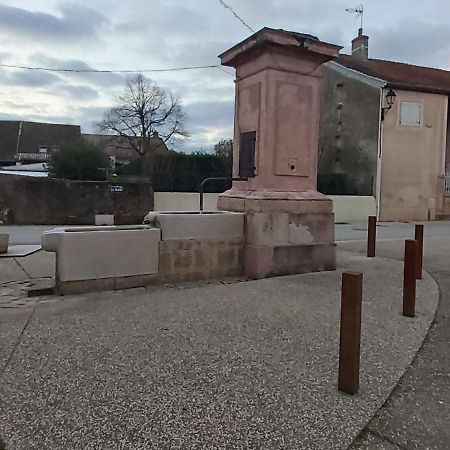 Le Gite Et Puits C'Est Tout Préty Exterior photo